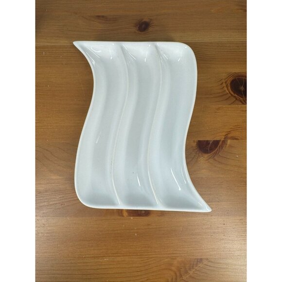 1999 Crate & Barrel White Porcelain Appetizer Oil Dip Dishes 3 Shapes Lot of 3 - Picture 3 of 13